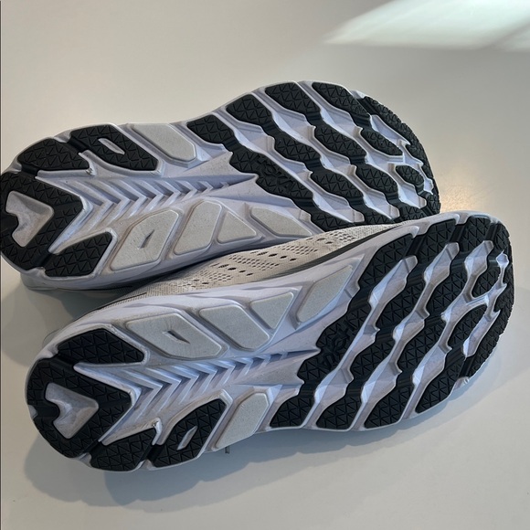 Hoka Clifton 8 White and Gray Mens 13 LIKE NEW - Picture 6 of 8